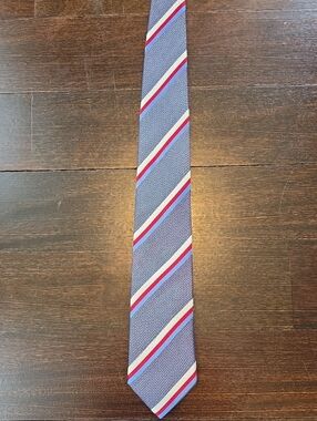 NWOT MEN'S ZARA MAN RED WHITE AND BLUE SILK NECK TIE $45